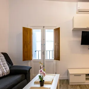 https://apartamentos-juliecamile.es-andalucia.com
