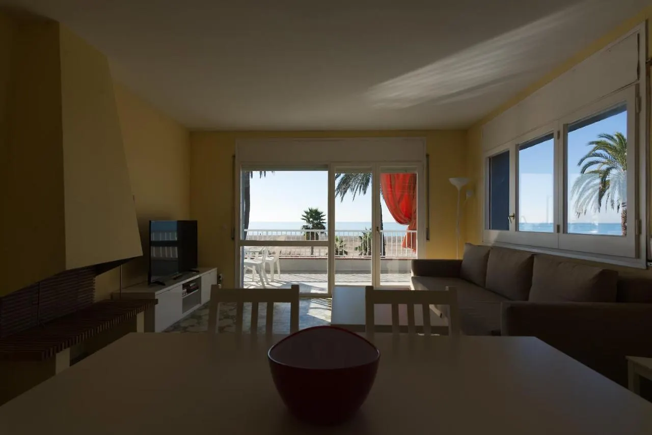 アパート Apartamento En 1Era Linea Mar Con Terraza De 25M2 カステルデフェルス スペイン