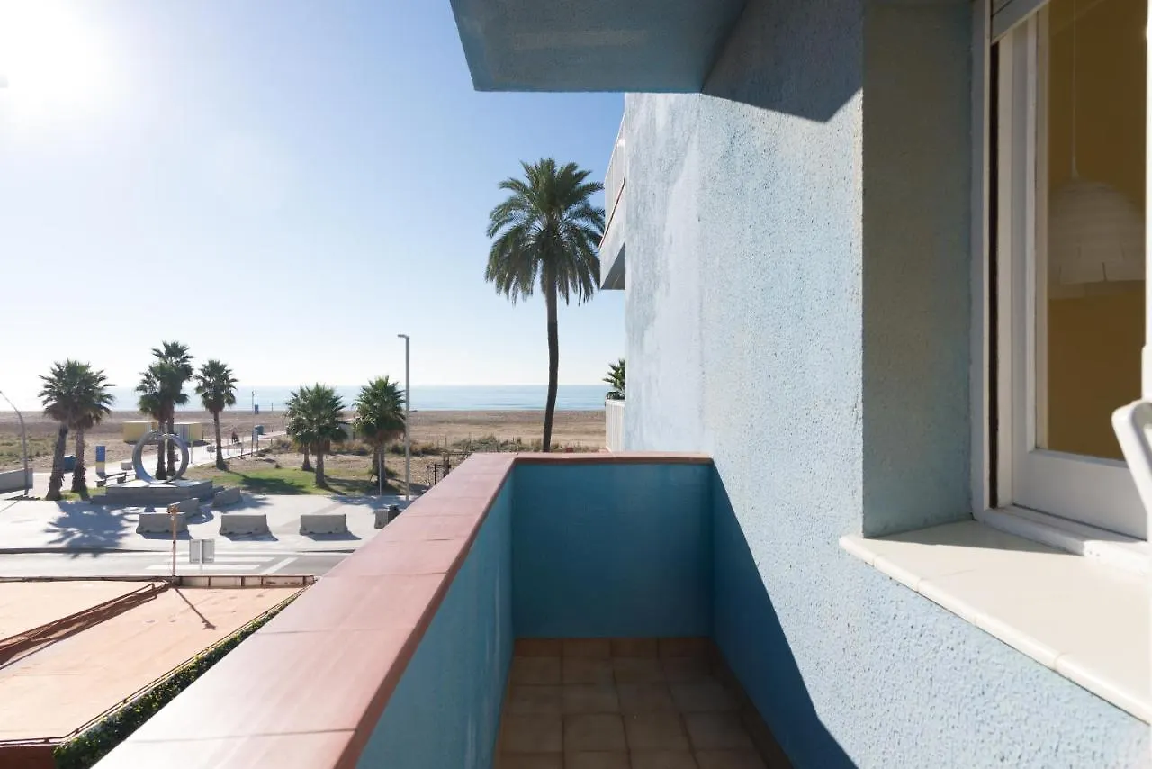 Apartamento En 1Era Linea Mar Con Terraza De 25M2 カステルデフェルス スペイン